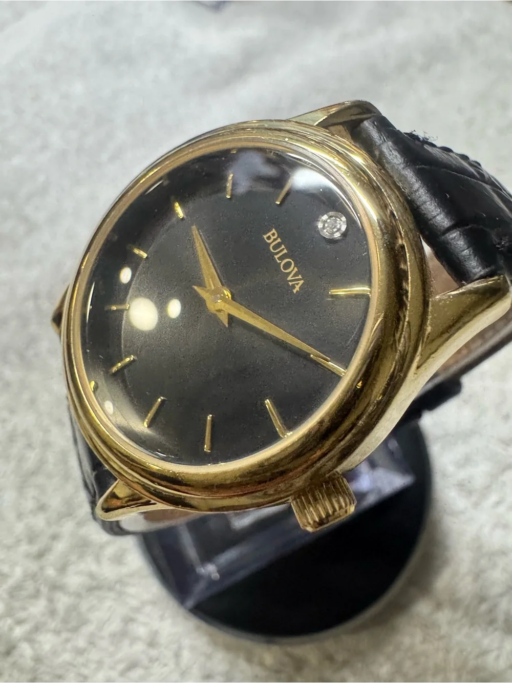 #181 Bulova diamond quartz